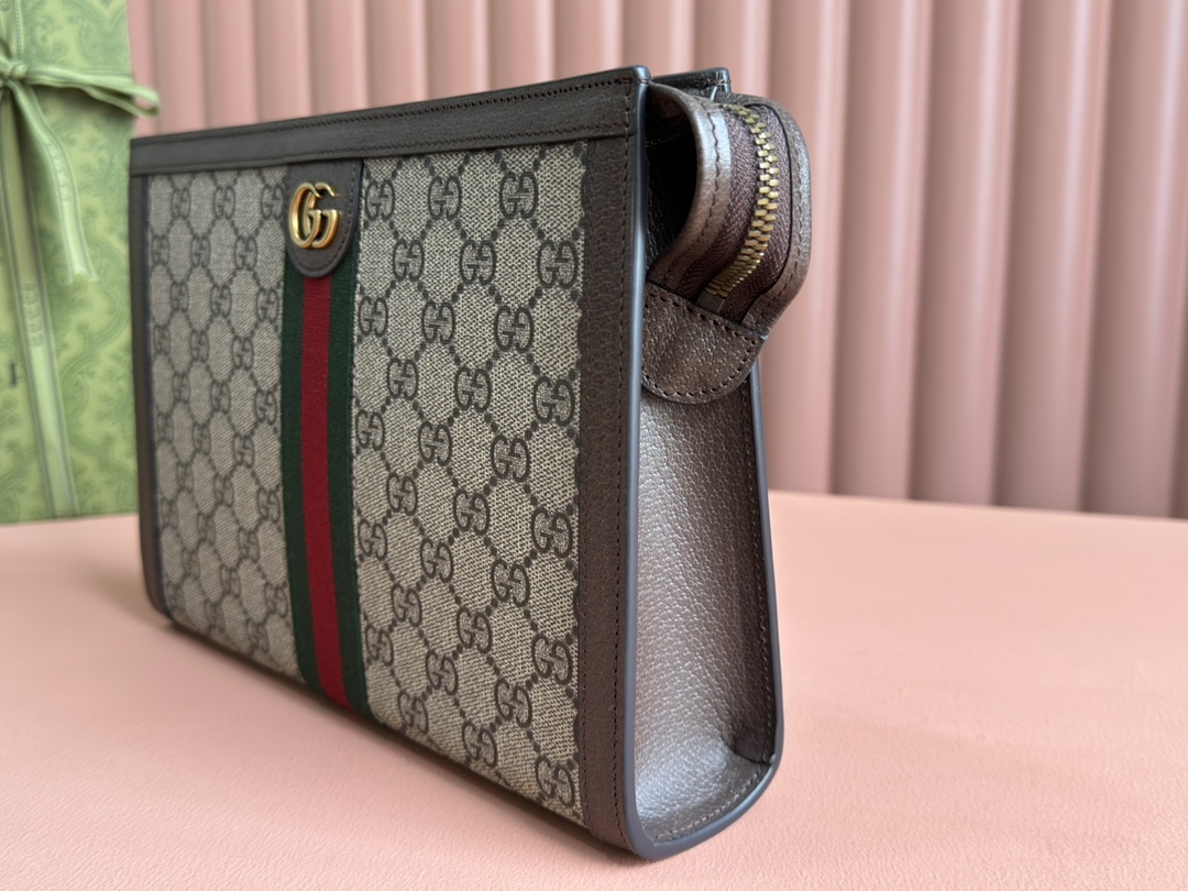 Gucci Clutch Bags